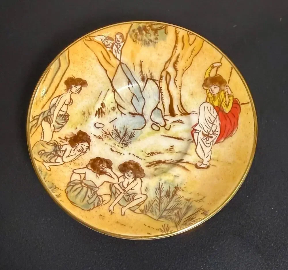 Beautiful, Whimsical Mini Tourist Souvenir Plate - Korean - Ceramic